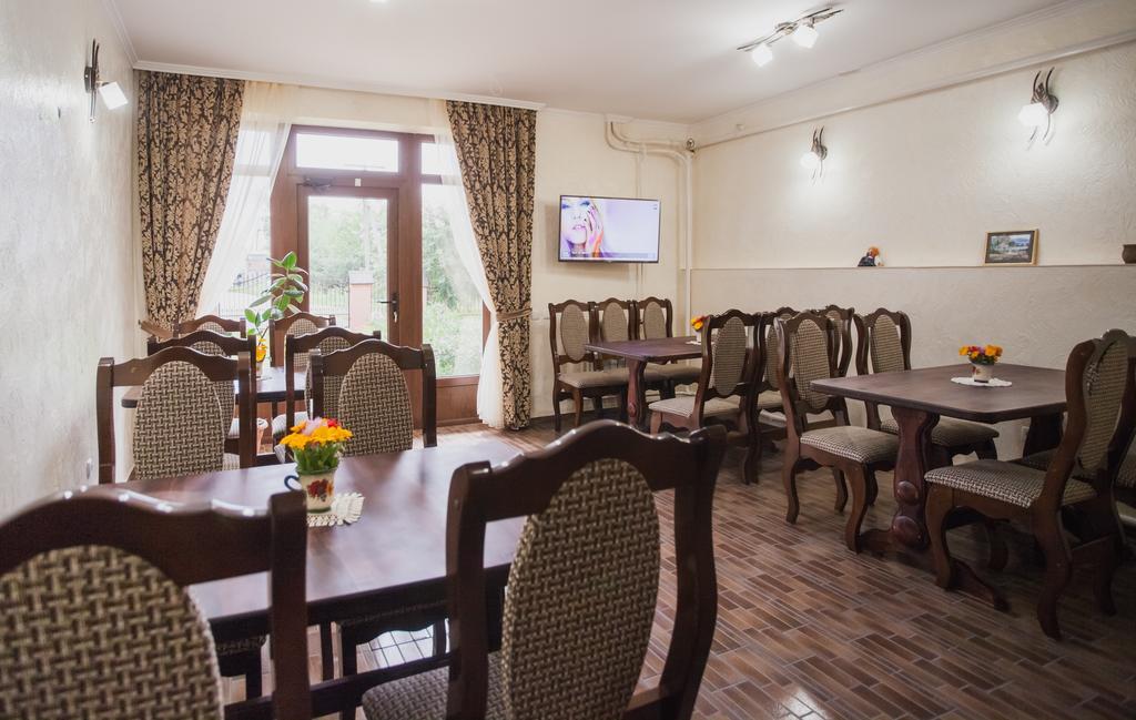Saxony Dim Apartment แชร์นิฟซี ภายนอก รูปภาพ
