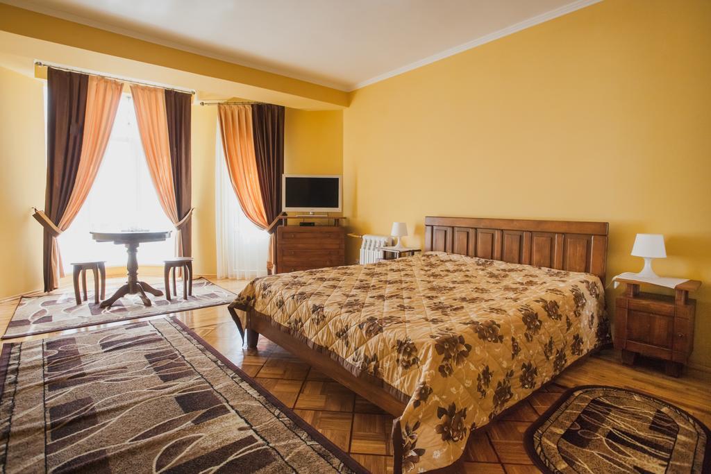 Saxony Dim Apartment แชร์นิฟซี ภายนอก รูปภาพ